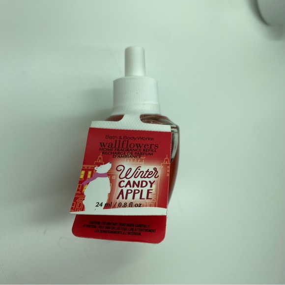 Bath and Bodyworks Winter Candy Apply Wallflower Refill - Picture 5 of 5